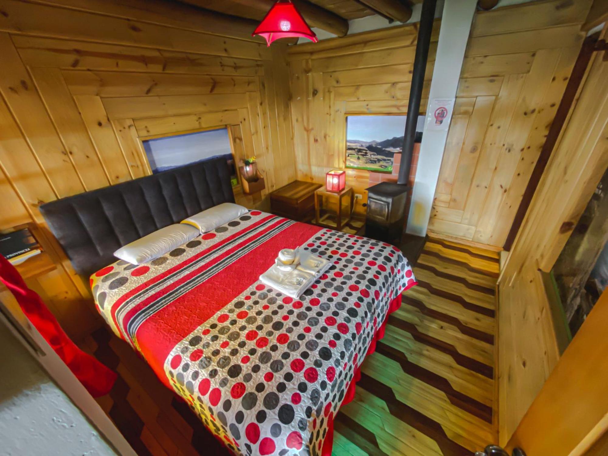 Hosteria Chukirawa Килотоа Экстерьер фото
