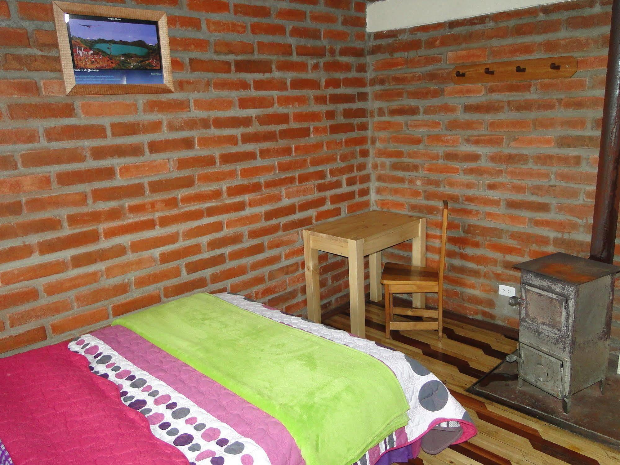 Hosteria Chukirawa Килотоа Экстерьер фото